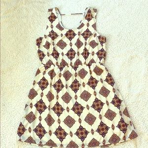DR2 Medallion Print Sleeveless Dress